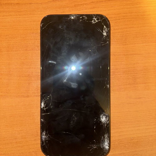 iPhone 13 Pro Max used, broken screen for parts