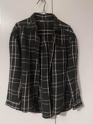 Black checked shirt size S like new