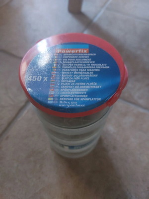 Screw tower with 4 sizes used