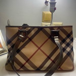 Burberry handbag used, beige