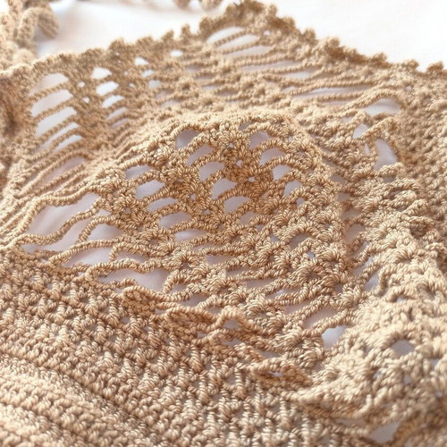 Handmade knitted bikini set new, size small, beige