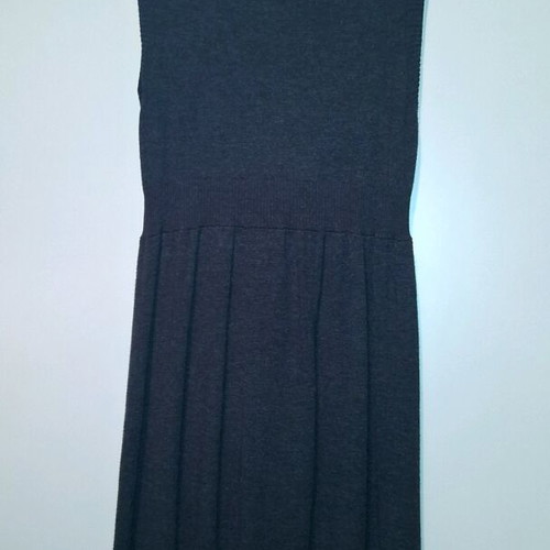 Sleeveless Turtleneck Dress Gray Like New