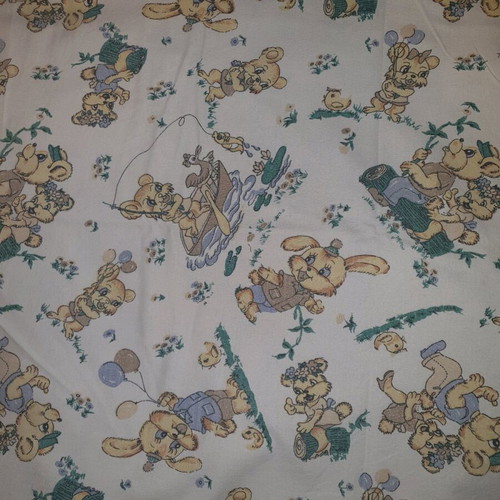 Children's bed sheet with 2 pillowcases used