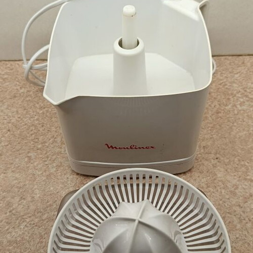 Moulinex Electric Juicer Retro Model like new