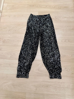 Zara παντελόνι με πούλιες καινούργιο, μαύρο