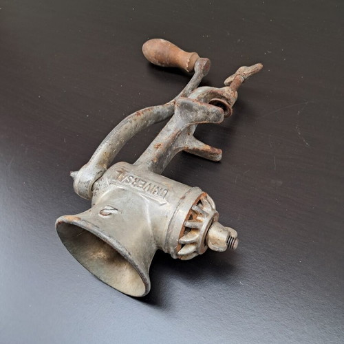 Manual Meat Grinder like new, vintage