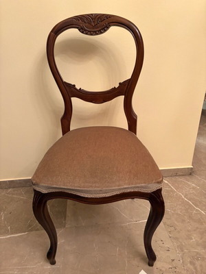 Wooden dining chairs with velvet seats, like new, set of 6