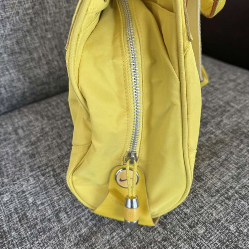 Nike Monika Club vintage hand bag used, yellow