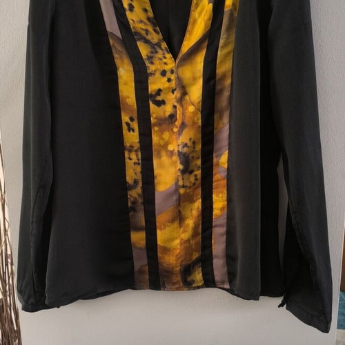 Mexx Metropolitan blouse like new, black multicolor, size XS/S