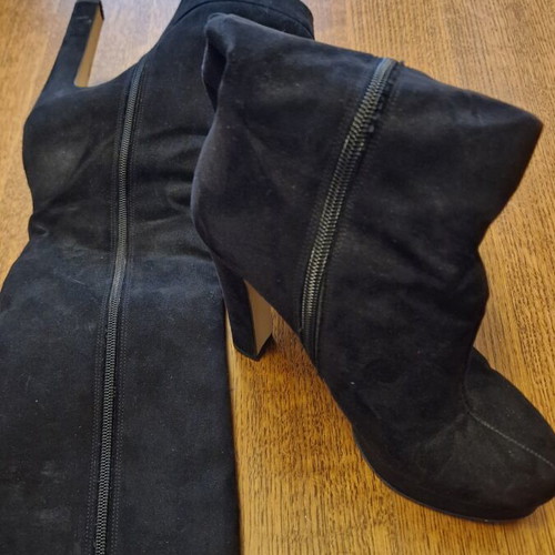 Sante boots size 38 black like new