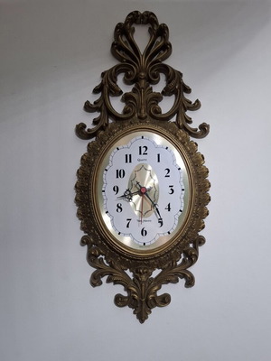 Vintage Burwood New Haven Wall Clock 1966, like new