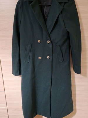 Women's coat Large cypress color new, unworn