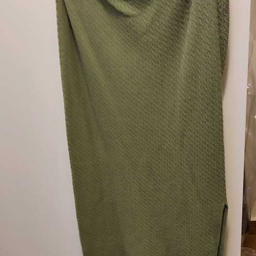 Zara knitted set skirt blouse like new, olive green