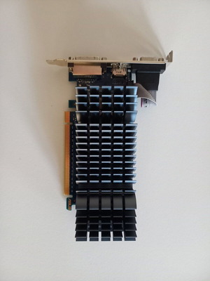 Asus GeForce GT 730 2GB GDDR5 Silent κάρτα γραφικών μεταχειρισμένη με brackets