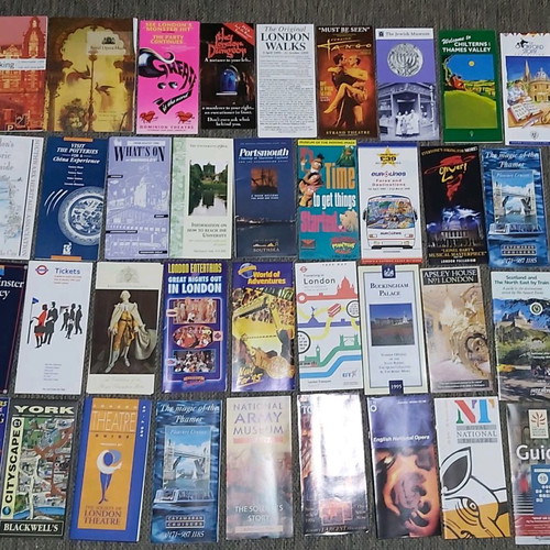 London 1995 tourist guides and flyers like new, 55 pieces