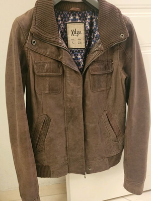 Pull & Bear women's leather jacket brown size S like new