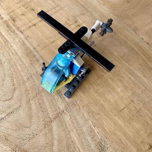Lego City Police Mini Helicopter like new with Figure