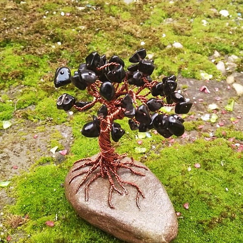 Wire miniature tree new with obsidian
