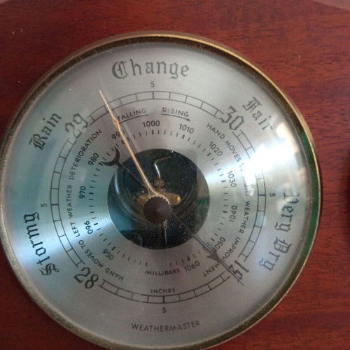 Wooden wall-mounted Weathermaster weather station vintage, used