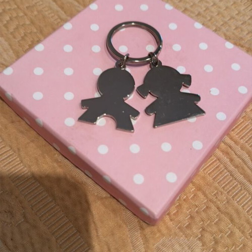 Keychain couple like new