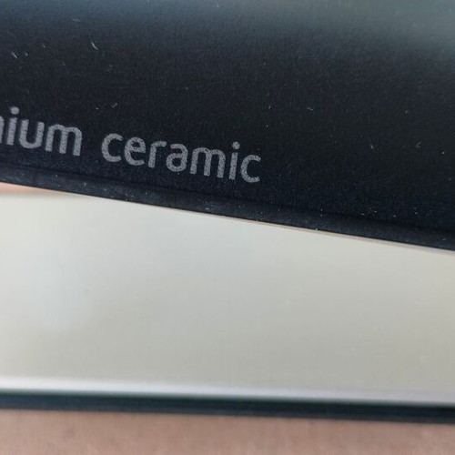 BaByliss C91B Titanium Ceramic hair straightener used