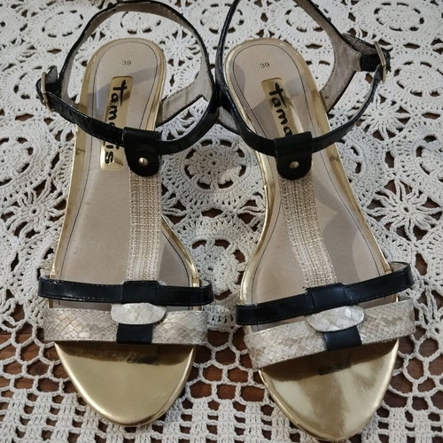 Tamaris sandals size 39 like new, gold and black