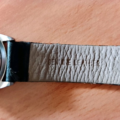 King Quartz watch like new, functional