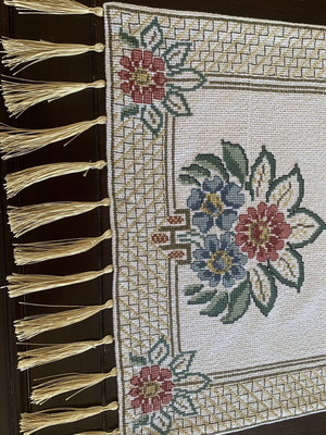Handmade vintage table runner unused with gold thread and tassels 105x40 cm