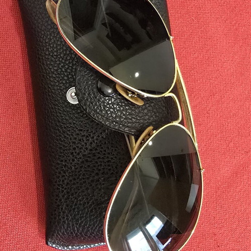 Ray-Ban USA Vintage 1980s B&L Aviator sunglasses, gold