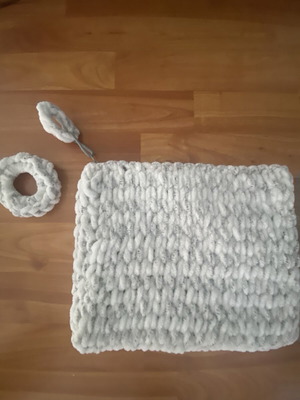Knitted handmade toiletry bag like new