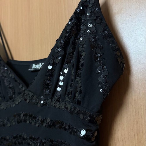Batik top with sequins and V neckline like new, black