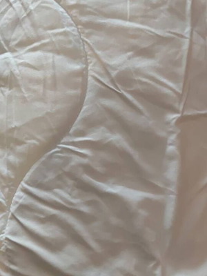 Πάπλωμα μονό χοντρό σαν καινούργιο, ζεστό με ελαφρύ γέμισμα