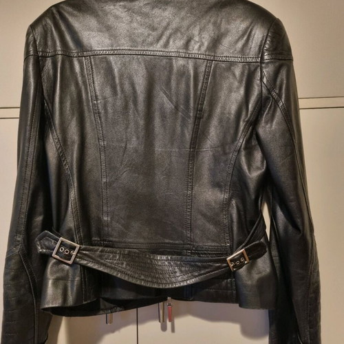 Mid-length leather jacket with mao collar size 46 like new, black