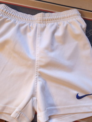Nike athletic shorts pack of 2, like new, size XS for kids 5-6 years