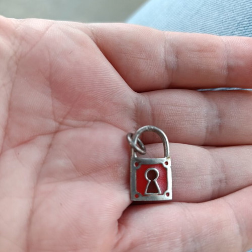 Silver pendant lock 900 silver used
