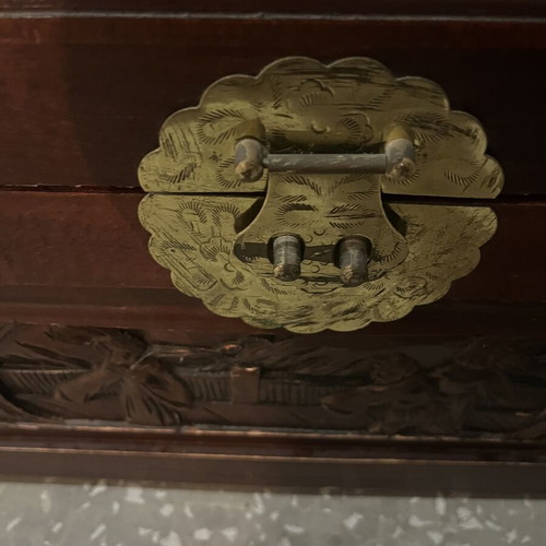 Vintage Chinese camphor wood chest with carved decorations