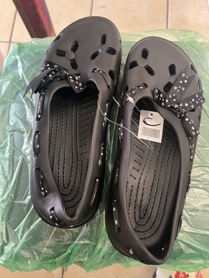 Beach shoes size 38 black new