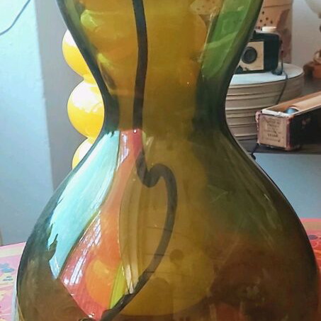 Table lamp made of green transparent thick glass like new