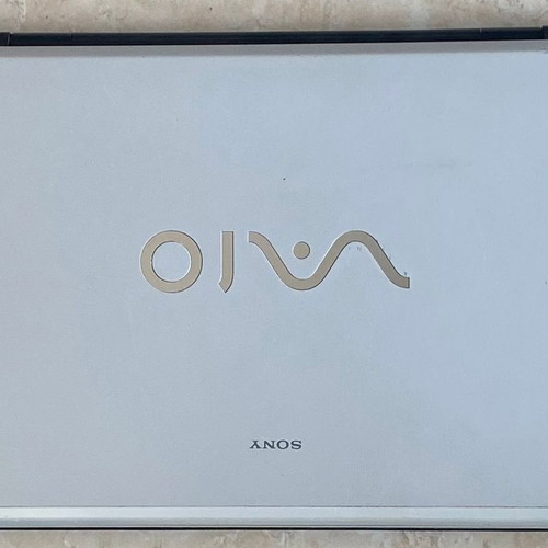 Sony Vaio VGN-FJ3S 14.1" Laptop used, Pentium M, 2GB RAM, 80GB HDD, Windows 7