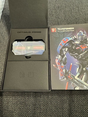 Transformers Hasbro earbuds new