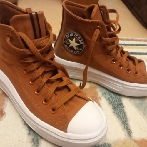 Converse Chuck Taylor All Star Move sneakers like new, brown, size 37
