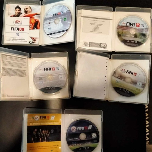 FIFA PS3 bundle like new with FIFA 09, 12, 13, 15, 16