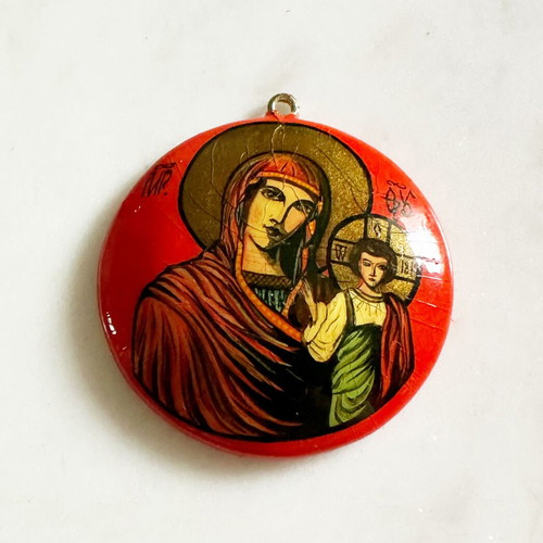 Hand-painted miniature pendant like new, Virgin Mary with Christ 1990s