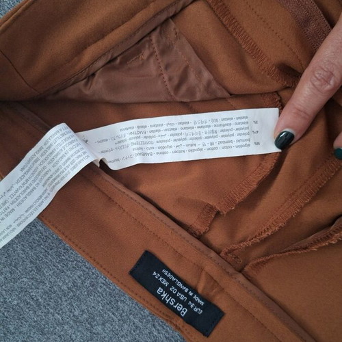 Women's Chino pants brick color, new, size XS