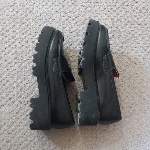 Loafers women's shoes size 36 black like new
