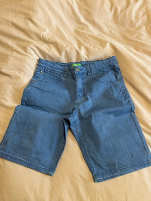 Pants and shorts like new for kids 12-15 years old