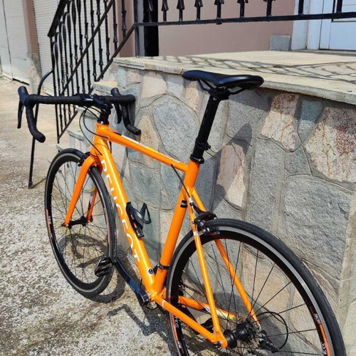 Peugeot R15 28" road bike, size 56, like new