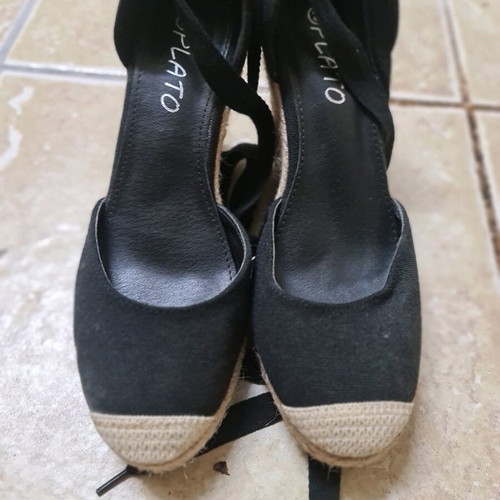 High espadrilles new with laces, size 39