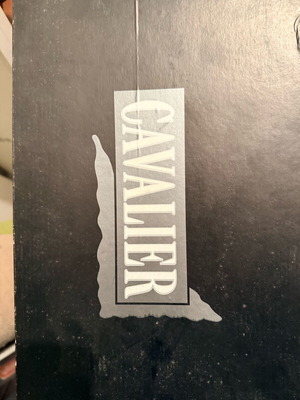 Cavalier shoes size 40 like new, black leather