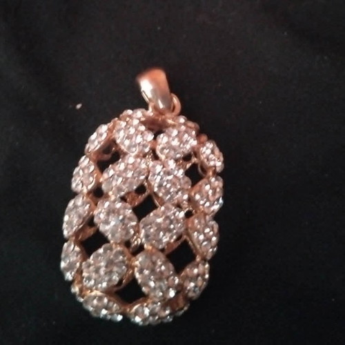 Pendant gold color with rhinestones like new, 4x3 cm